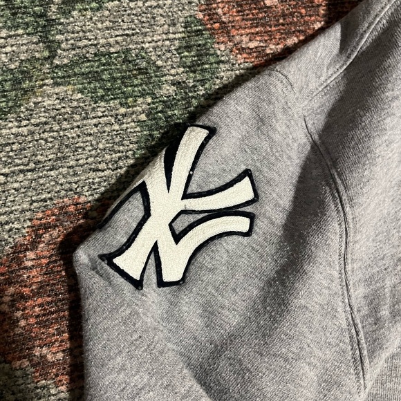 SOLD 💙🐻 - Picture 3 of 5